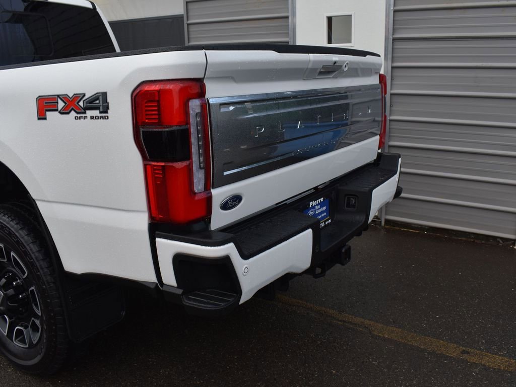 Used 2024 Ford F350 Platinum AWD/4WD image 7
