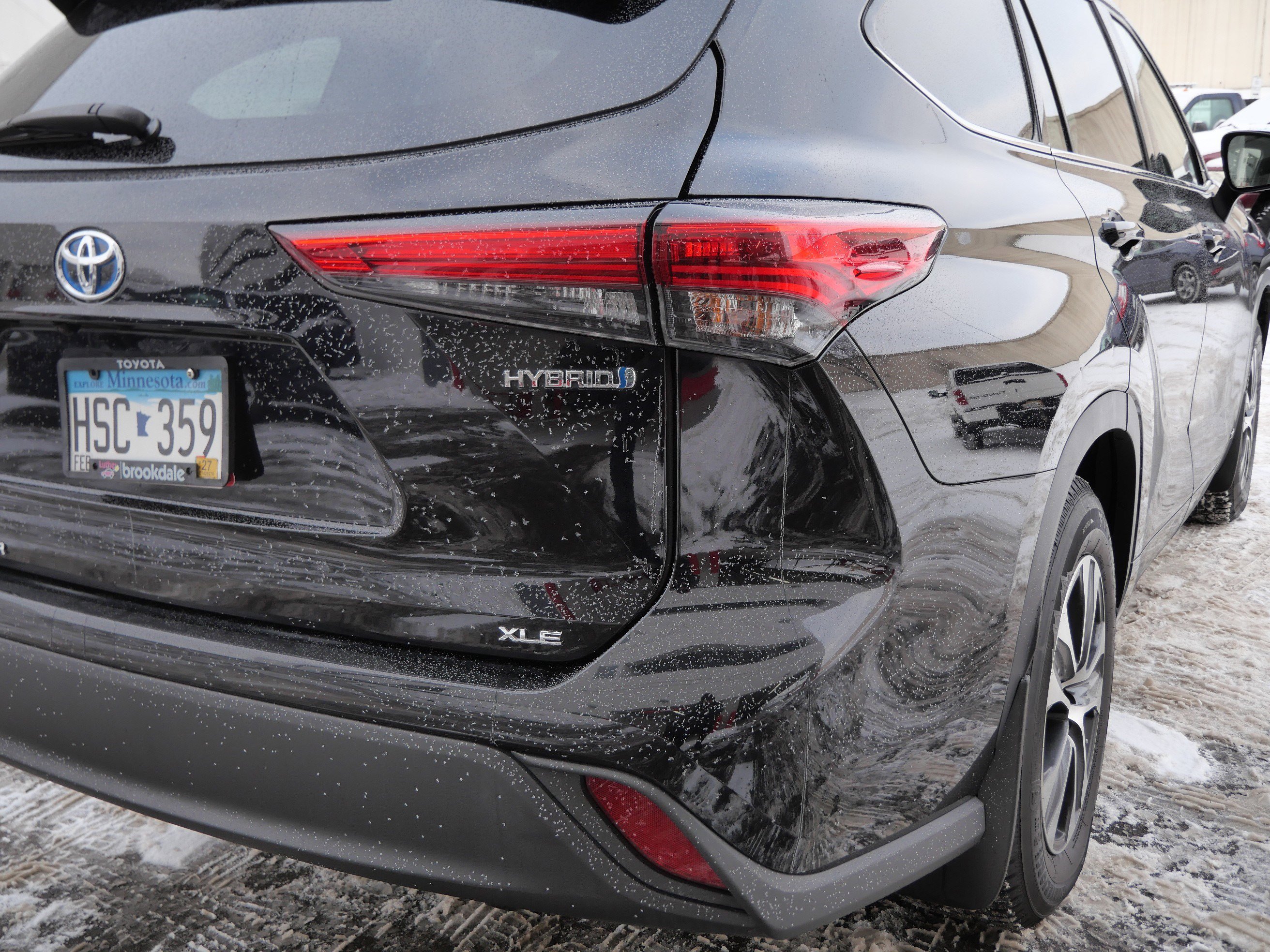 Used 2022 Toyota Highlander XLE image 18