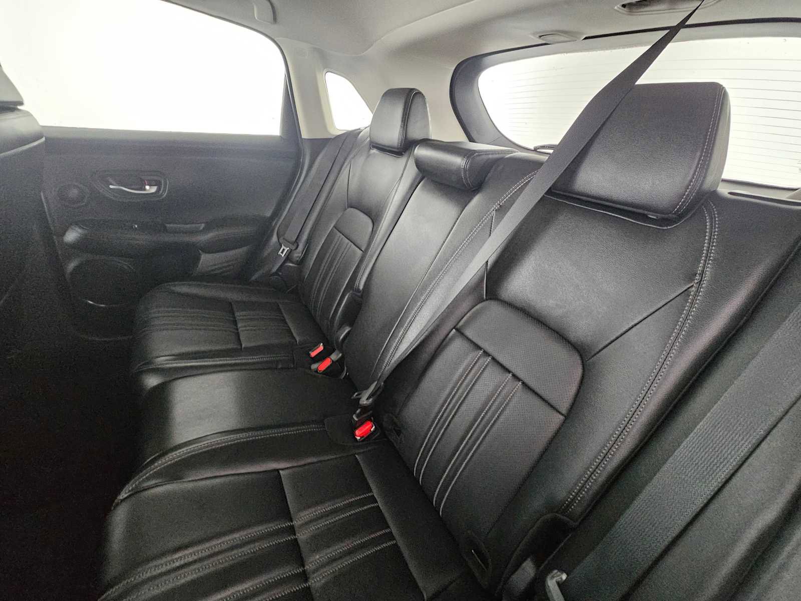 Used 2026 Honda HR-V EX-L image 17
