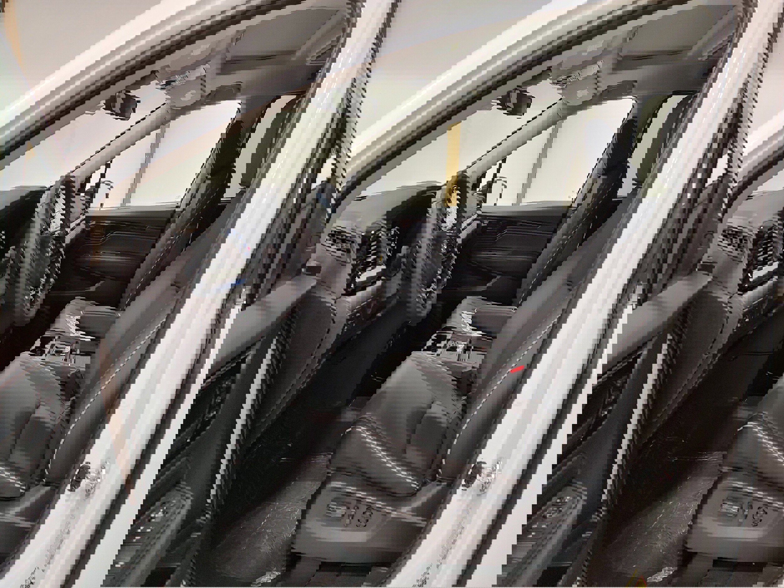 New 2026 Honda Odyssey Touring image 8