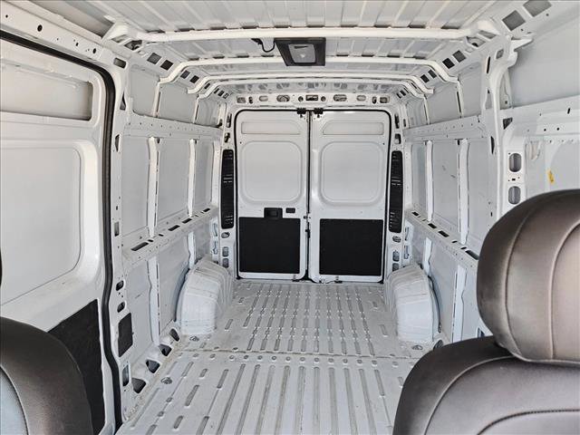 Used 2026 RAM ProMaster 2500 w/ Convenience Group FWD image 15