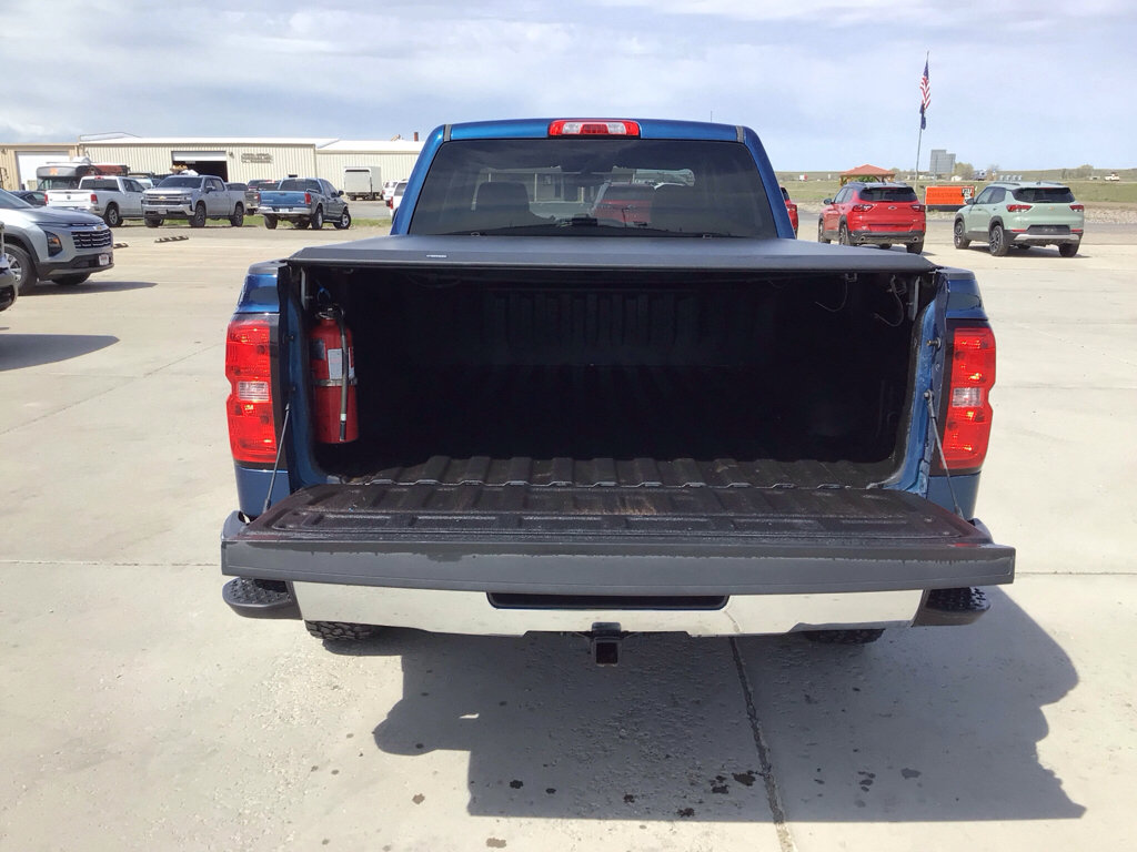 Used 2018 Chevrolet Silverado 1500 LT w/ All Star Edition AWD/4WD image 5