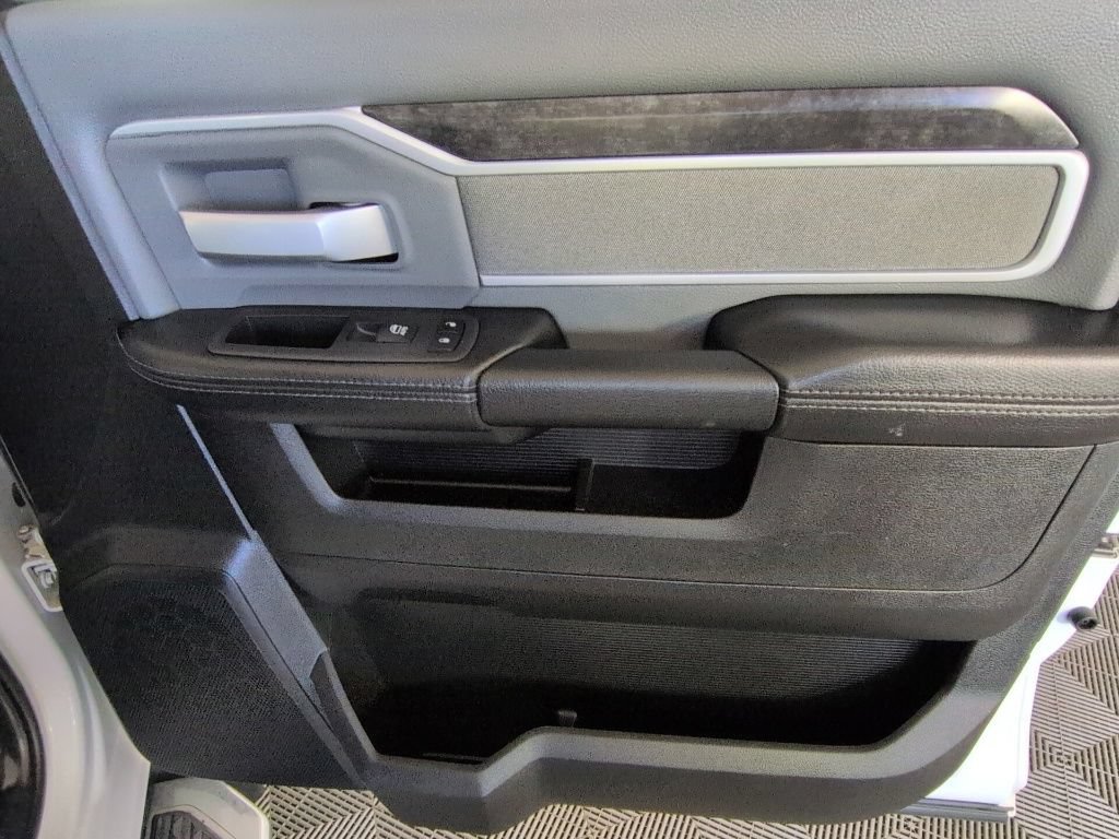 Certified 2022 RAM 2500 Big Horn AWD/4WD image 33