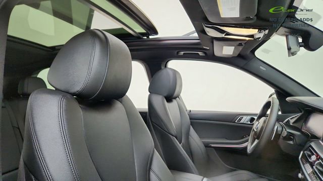 Used 2019 BMW X5 xDrive40i w/ Convenience Package image 21