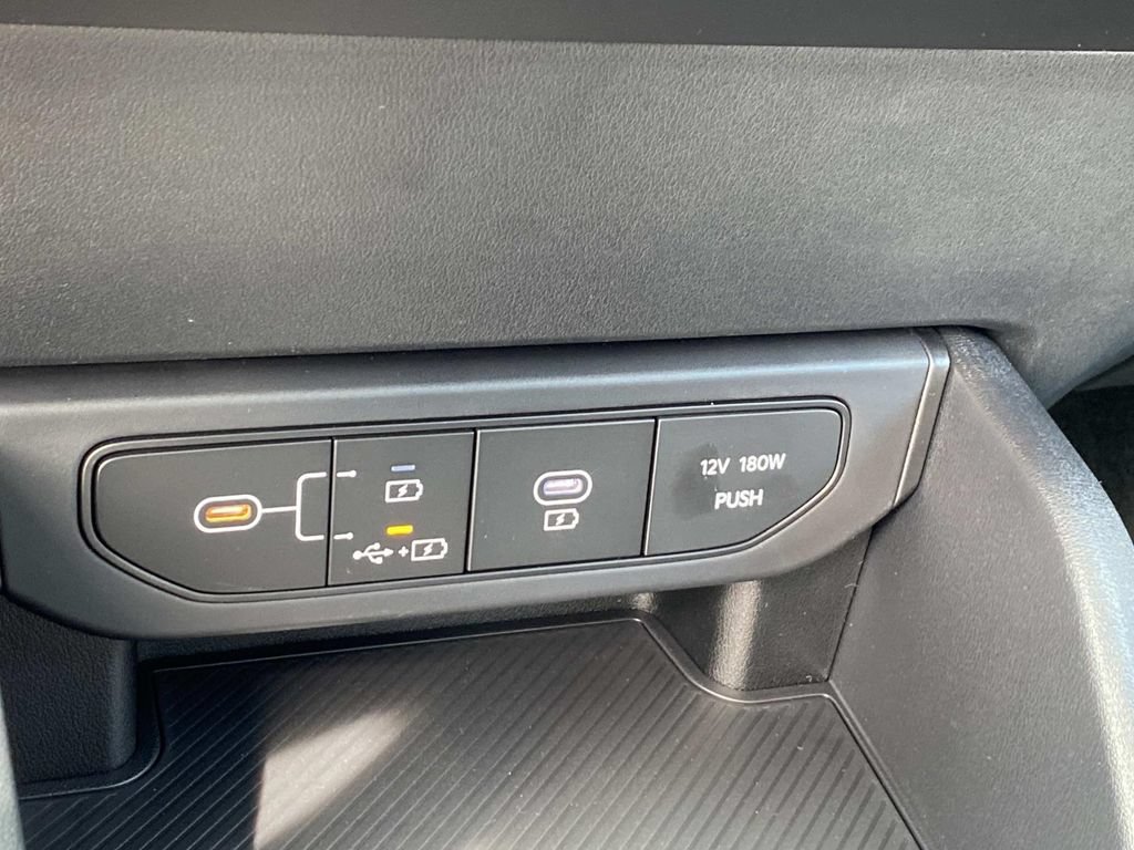 New 2026 Kia K4 FWD image 10