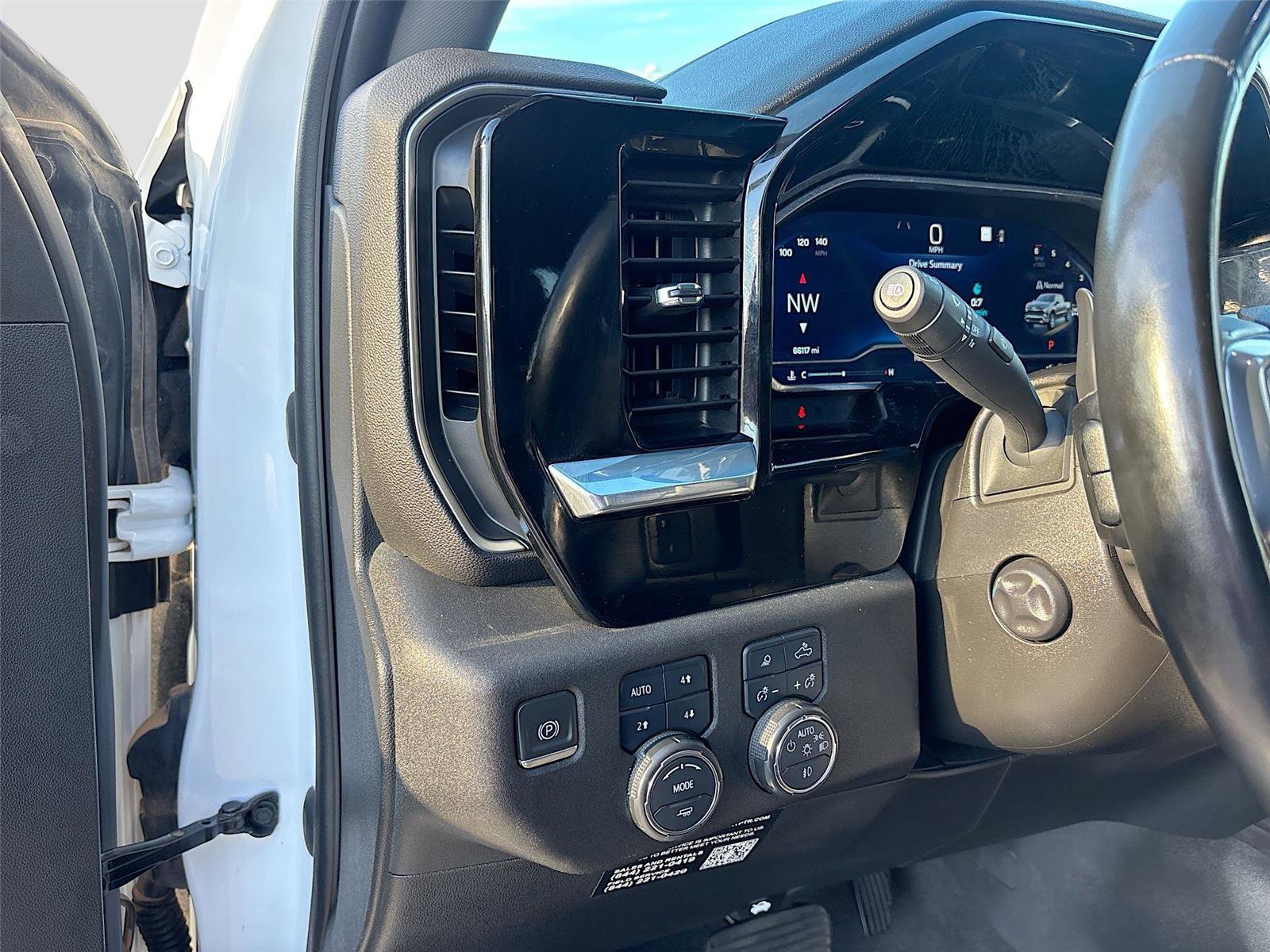 Used 2023 Chevrolet Silverado 1500 LTZ w/ LTZ Convenience Package II image 11