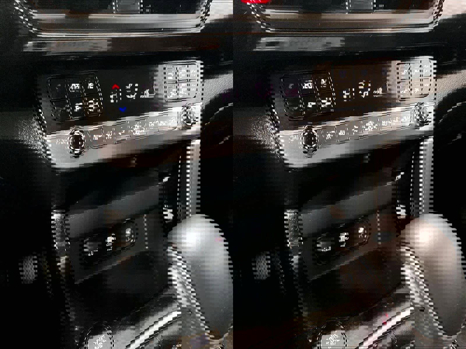 Used 2025 Kia Seltos S image 25