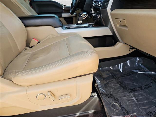 Used 2016 Ford F150 Lariat w/ Trailer Tow Package image 20