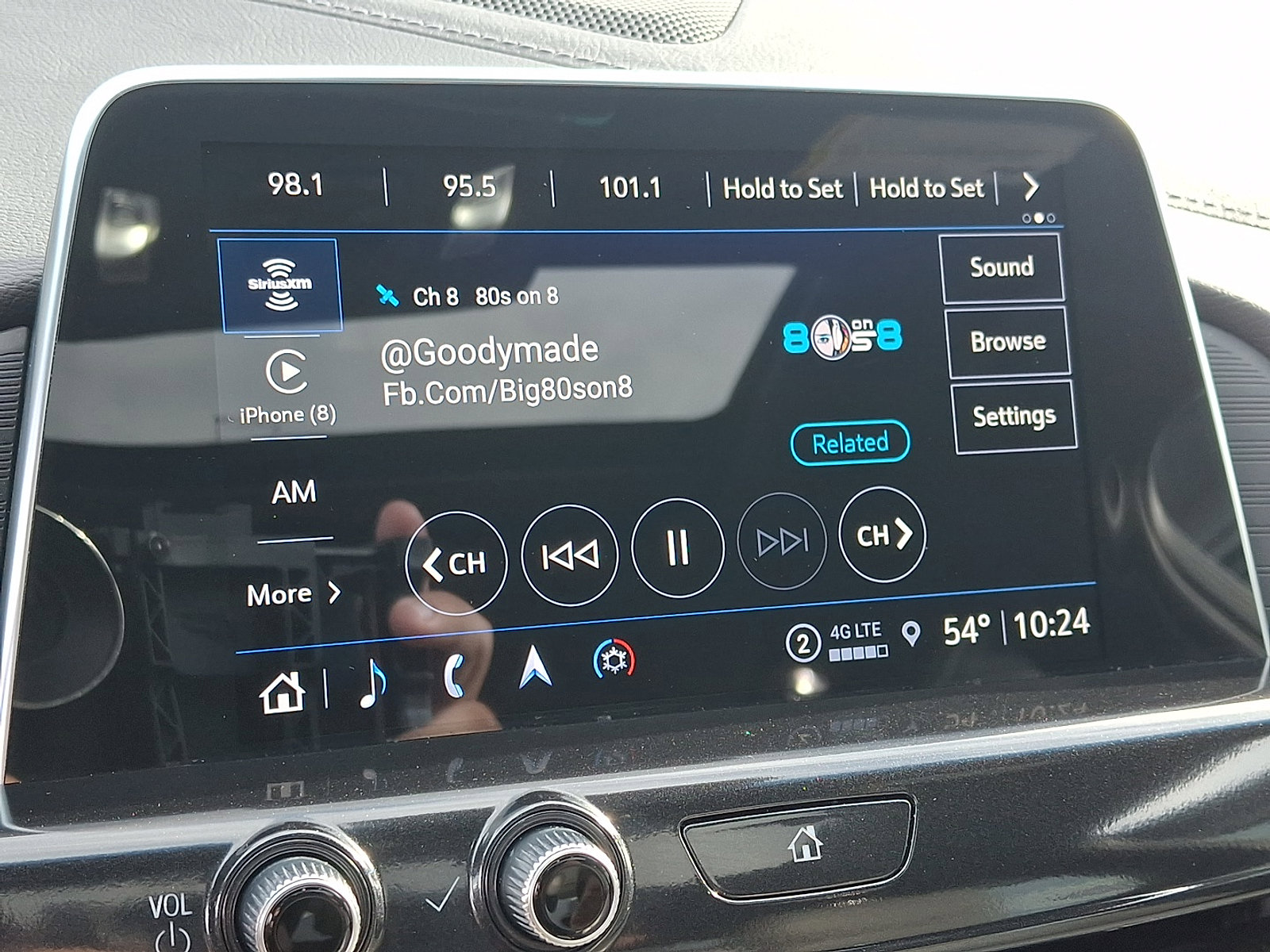 Used 2024 Cadillac CT4 Luxury w/ Sun And Sound Package image 18