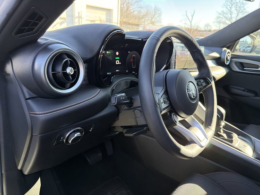 Used 2024 Alfa Romeo Tonale Ti w/ Active Assist Package image 20
