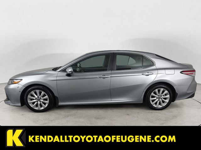Used 2019 Toyota Camry L image 2