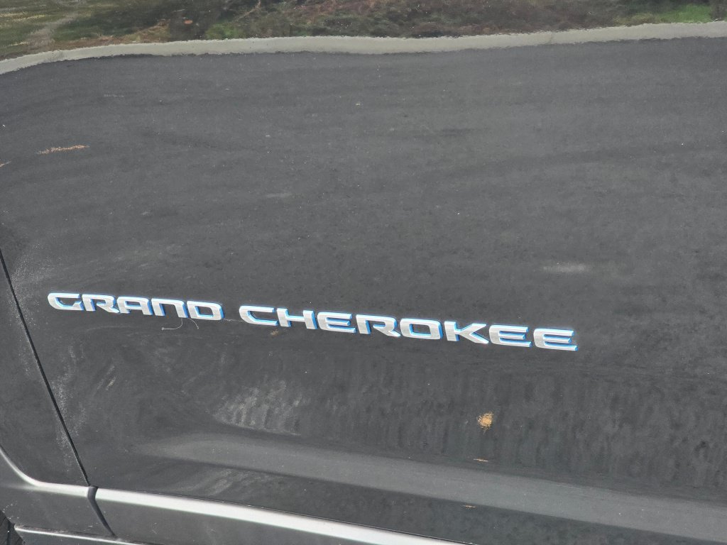 Used 2024 Jeep Grand Cherokee Limited 4xe AWD/4WD image 32