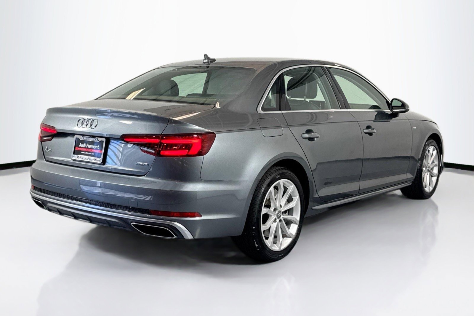 Used 2019 Audi A4 2.0T Premium w/ Convenience Package AWD/4WD image 5