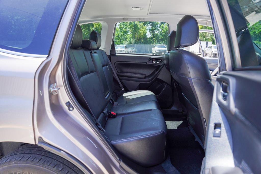 Used 2016 Subaru Forester 2.5i Limited AWD/4WD image 31