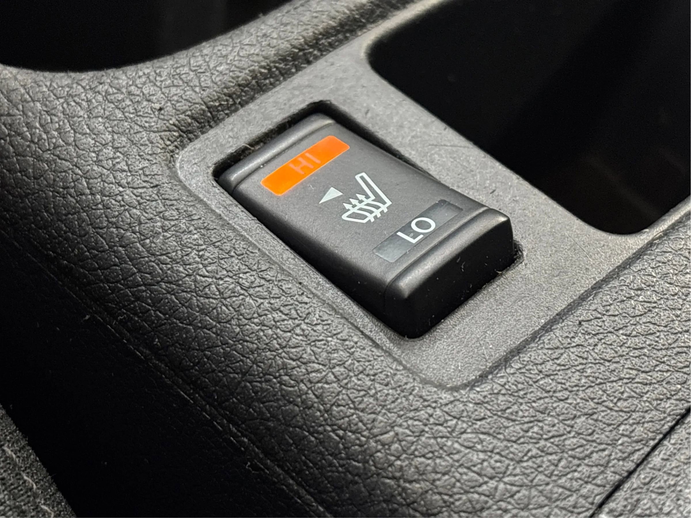 Used 2017 Nissan Rogue SV w/ Midnight Edition Package image 41