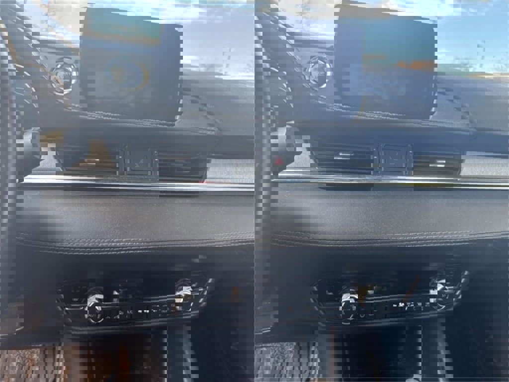 Used 2018 MAZDA MAZDA6 Touring image 11