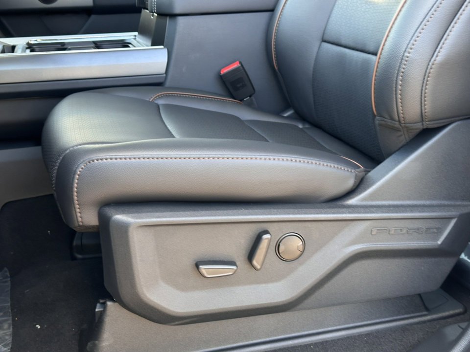 New 2025 Ford F350 Lariat w/ Lariat Ultimate Package image 19