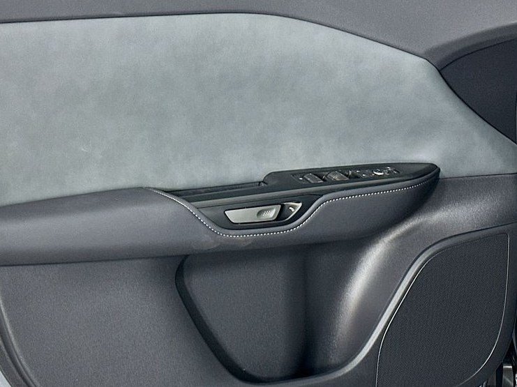 New 2026 Lexus RZ 450e AWD w/ Cold Area Package image 21