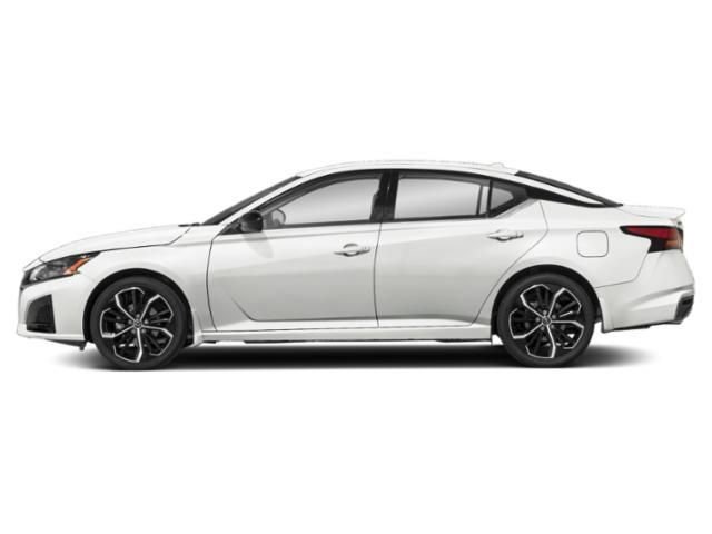 New 2025 Nissan Altima 2.5 SR w/ SR Premium Package FWD image 4