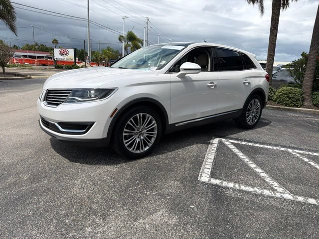 Used 2018 Lincoln MKX Reserve w/ Lincoln MKX Climate Package AWD/4WD image 3