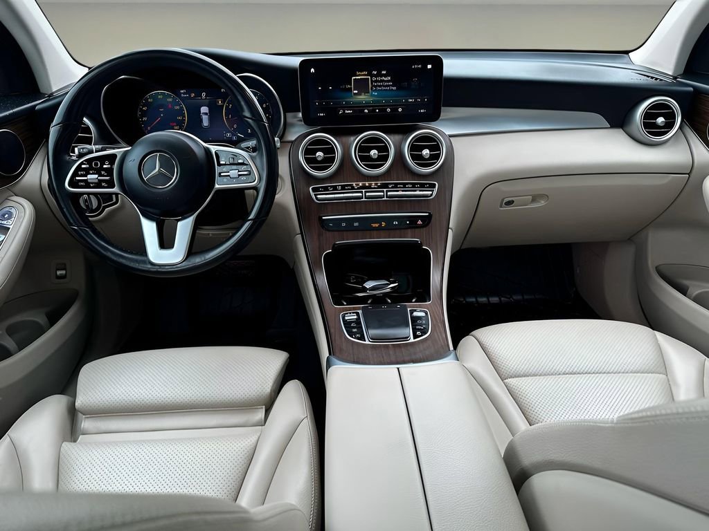 Used 2022 Mercedes-Benz GLC 300 4MATIC image 21