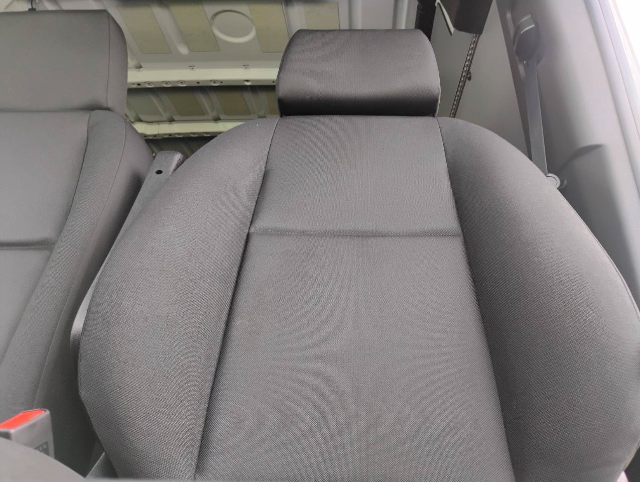 Used 2025 Mercedes-Benz Sprinter 2500 image 48