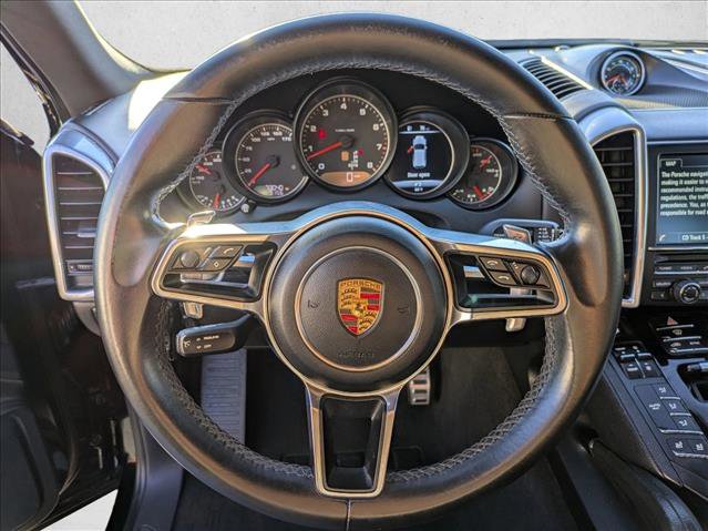 Used 2016 Porsche Cayenne image 13