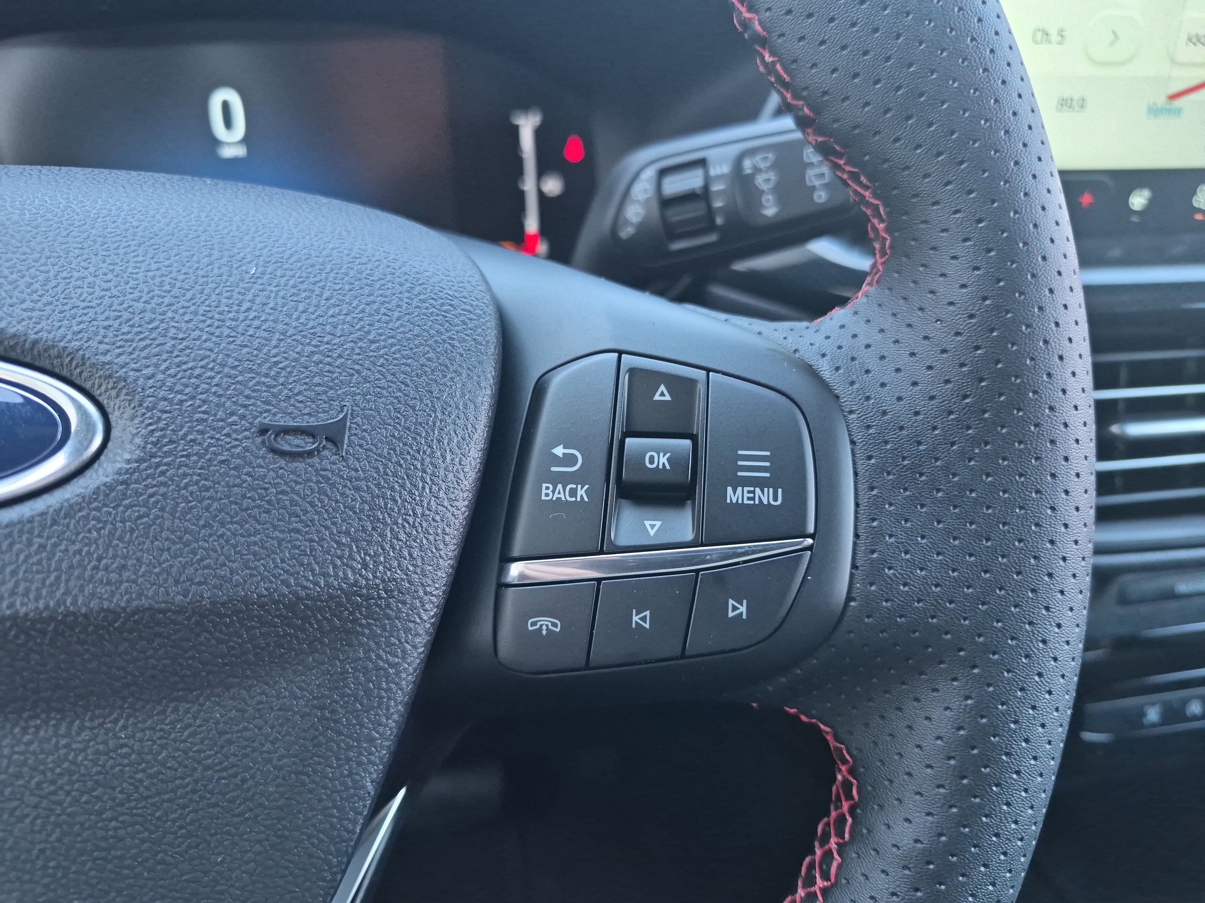 New 2026 Ford Escape ST-Line w/ Tech Pack #1 image 27