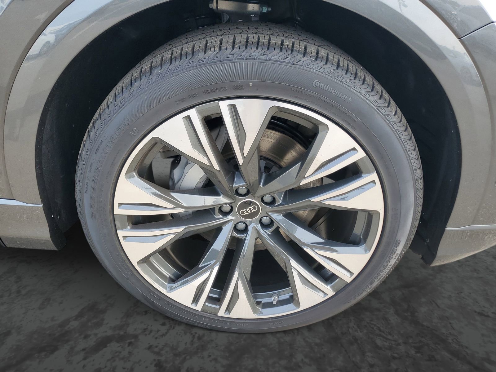 New 2026 Audi Q8 Premium Plus image 6