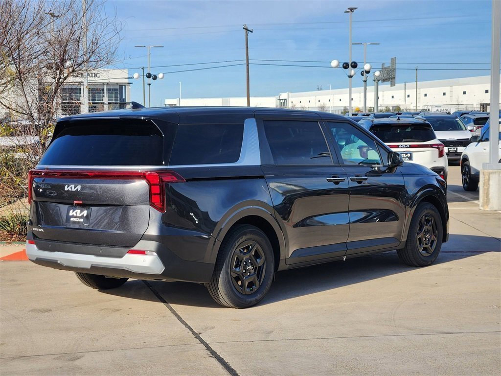 New 2026 Kia Carnival image 4