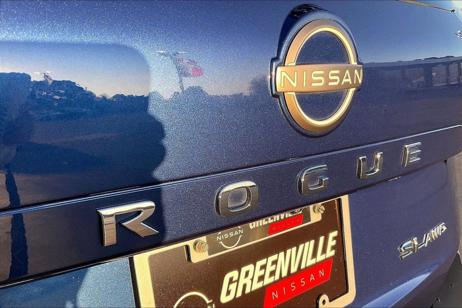 Used 2023 Nissan Rogue SL w/ SL Premium Package AWD/4WD image 9