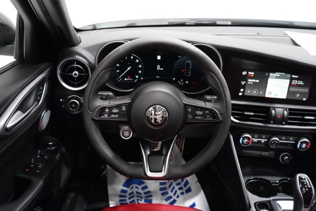 New 2026 Alfa Romeo Giulia Base image 12