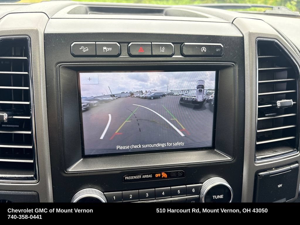 Used 2020 Ford Expedition XLT w/ Equipment Group 202A AWD/4WD image 24