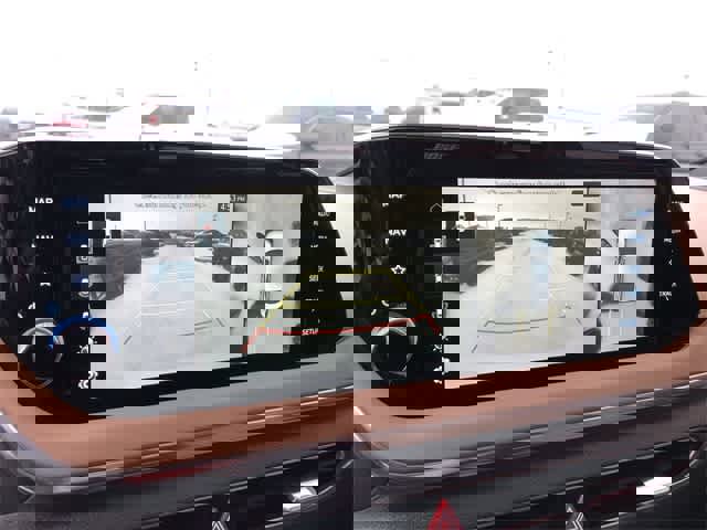 Used 2021 Hyundai Sonata Limited w/ Preferred Accessory Package image 20