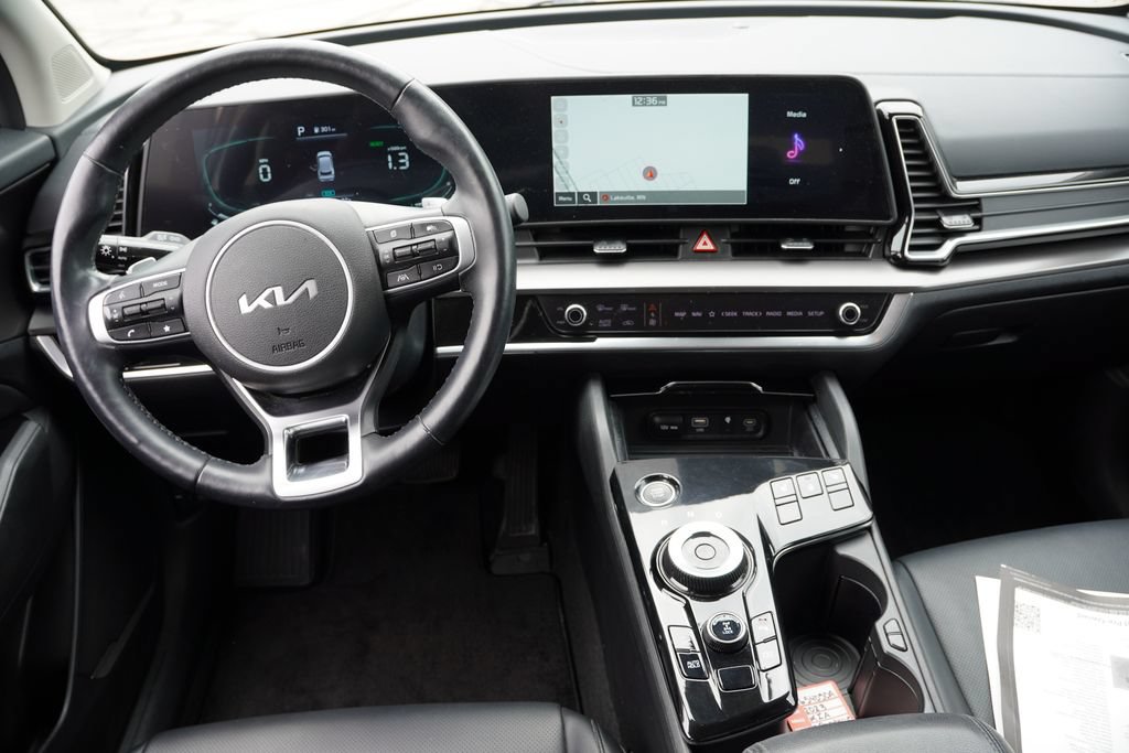Certified 2023 Kia Sportage EX AWD/4WD image 18