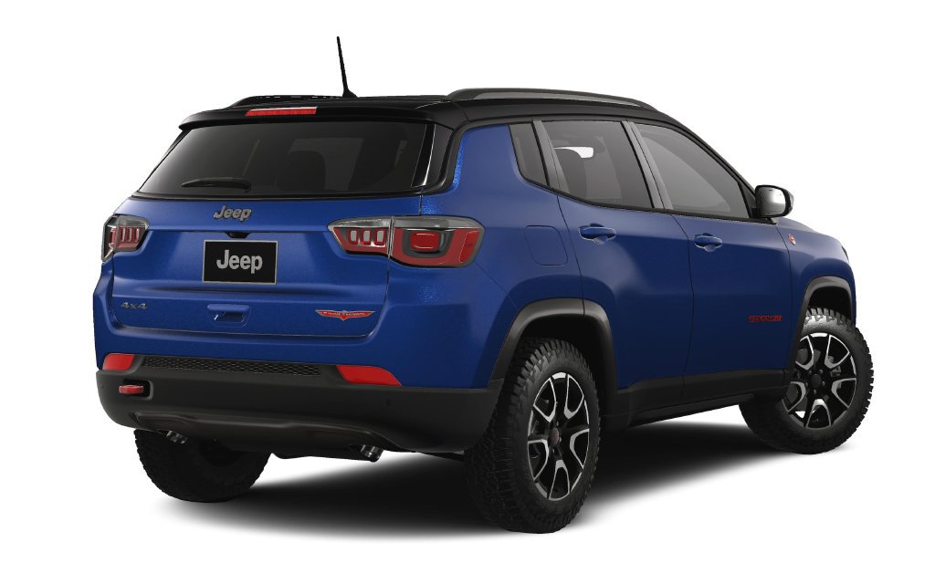 New 2026 Jeep Compass Trailhawk w/ Sun, Sound & Navigation Group AWD/4WD image 2
