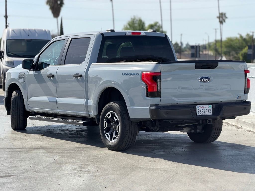 Used 2023 Ford F150 Lightning Pro image 3