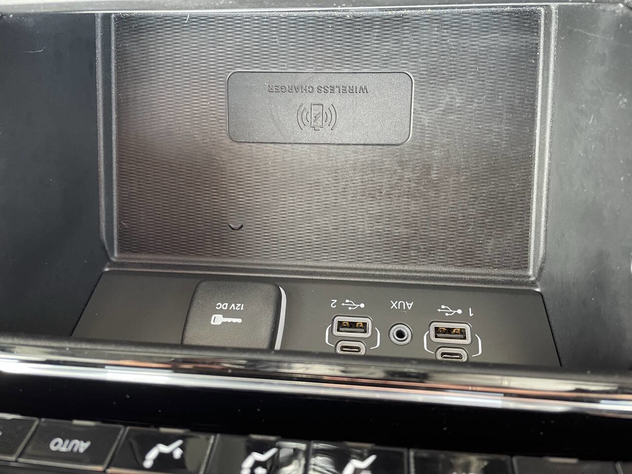 Used 2024 Jeep Grand Cherokee L Laredo w/ Luxury Tech Group I AWD/4WD image 27
