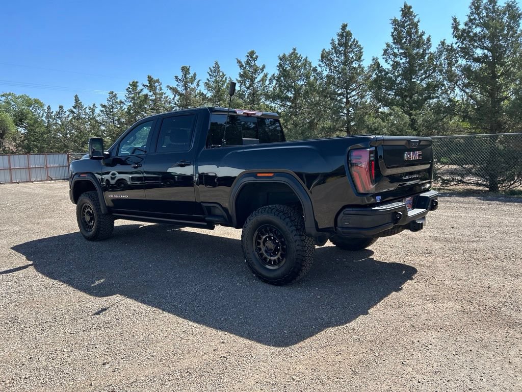 Used 2024 GMC Sierra 2500 AT4X w/ AT4X AEV Edition AWD/4WD image 4