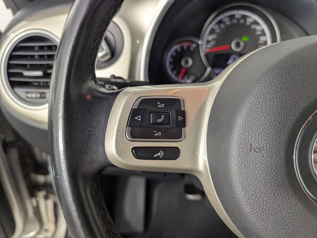 Used 2016 Volkswagen Beetle 1.8T SE image 22