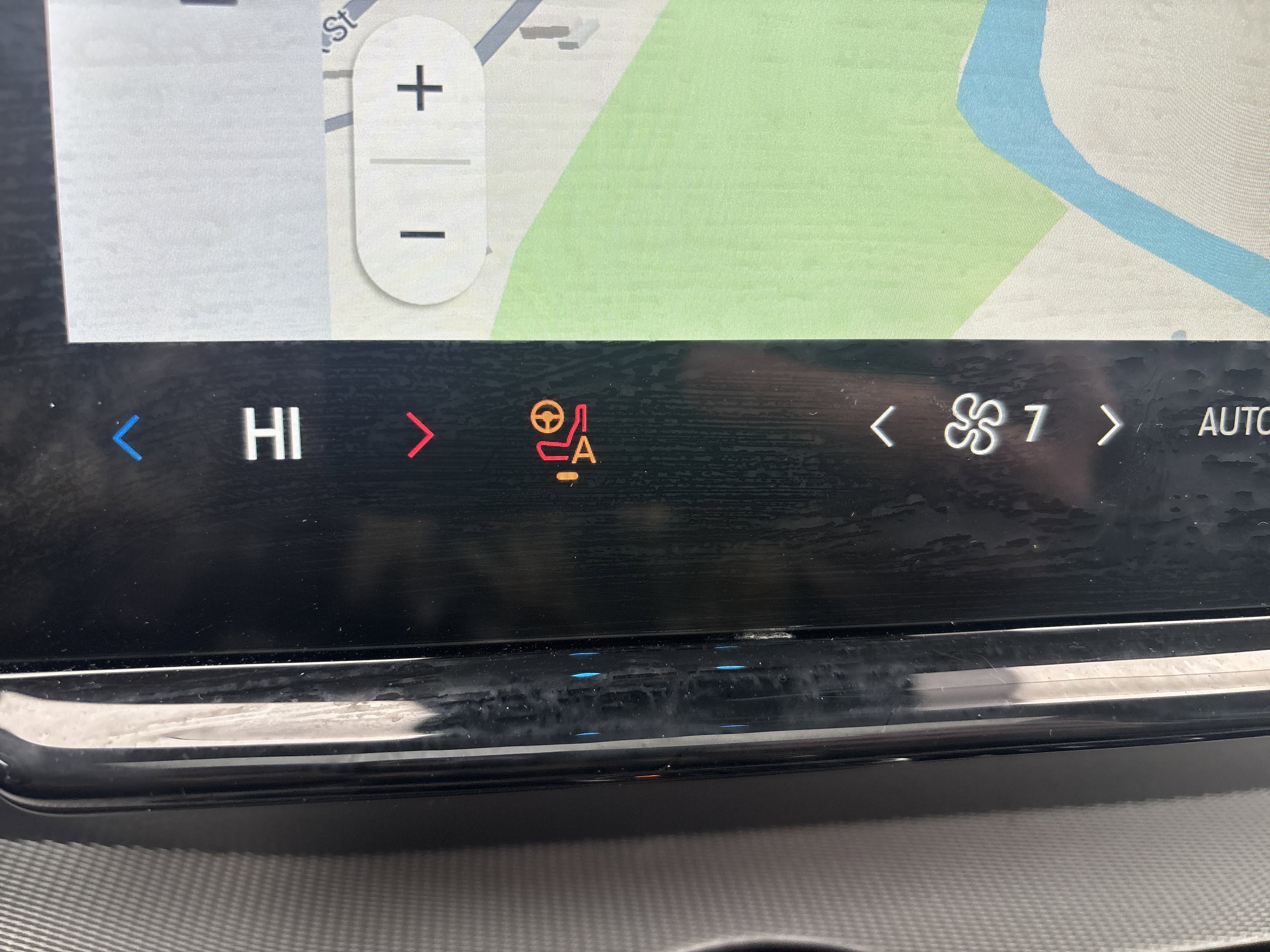 Used 2025 Ford Expedition Active image 29