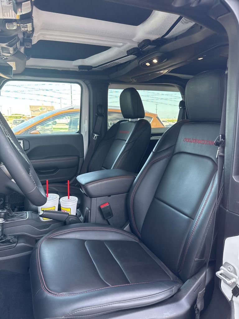 Used 2025 Jeep Wrangler Rubicon AWD/4WD image 5