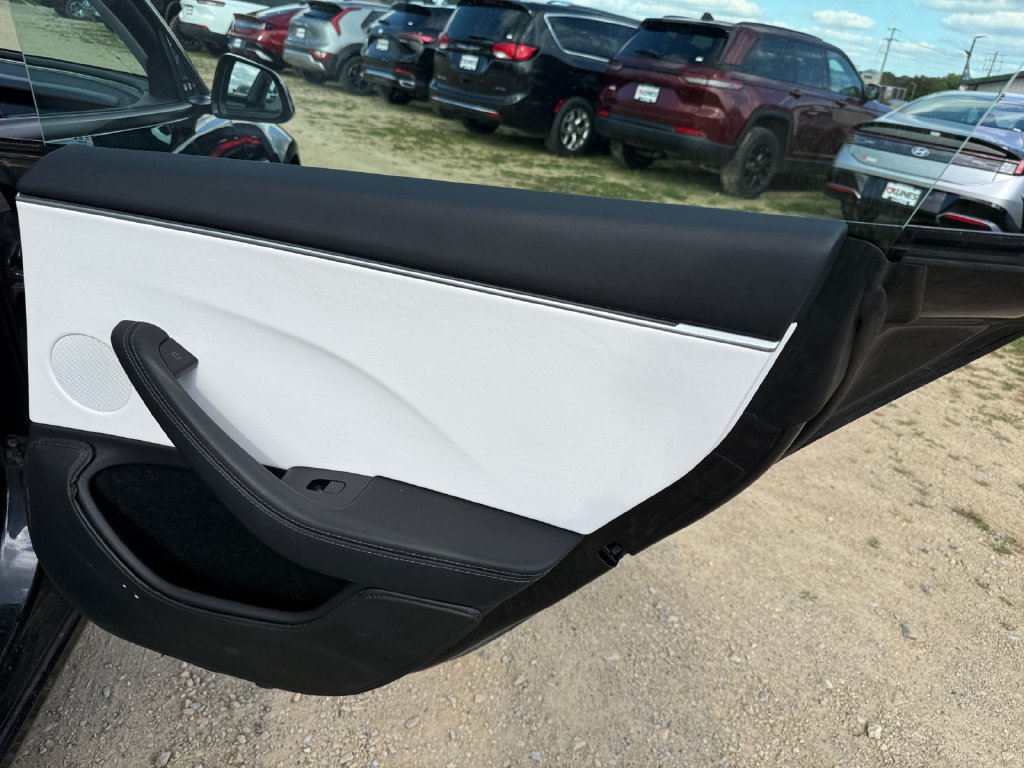 Used 2024 Tesla Model 3 Performance AWD/4WD image 34