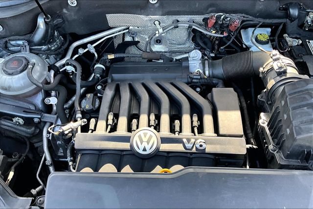 Used 2019 Volkswagen Atlas SE w/ Panoramic Sunroof Package FWD image 32
