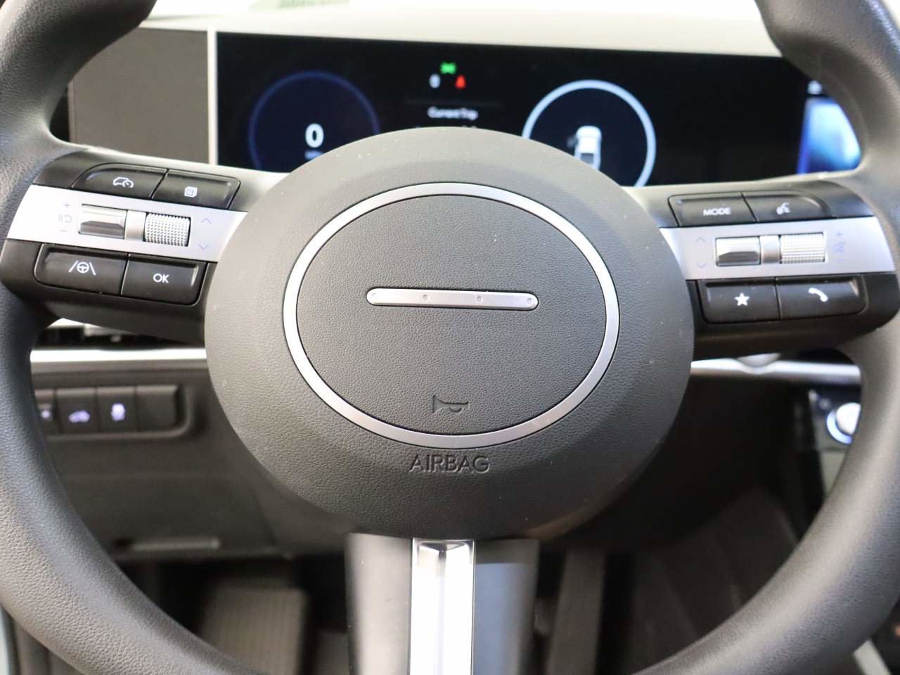 Used 2025 Hyundai Santa Cruz SEL AWD/4WD image 12