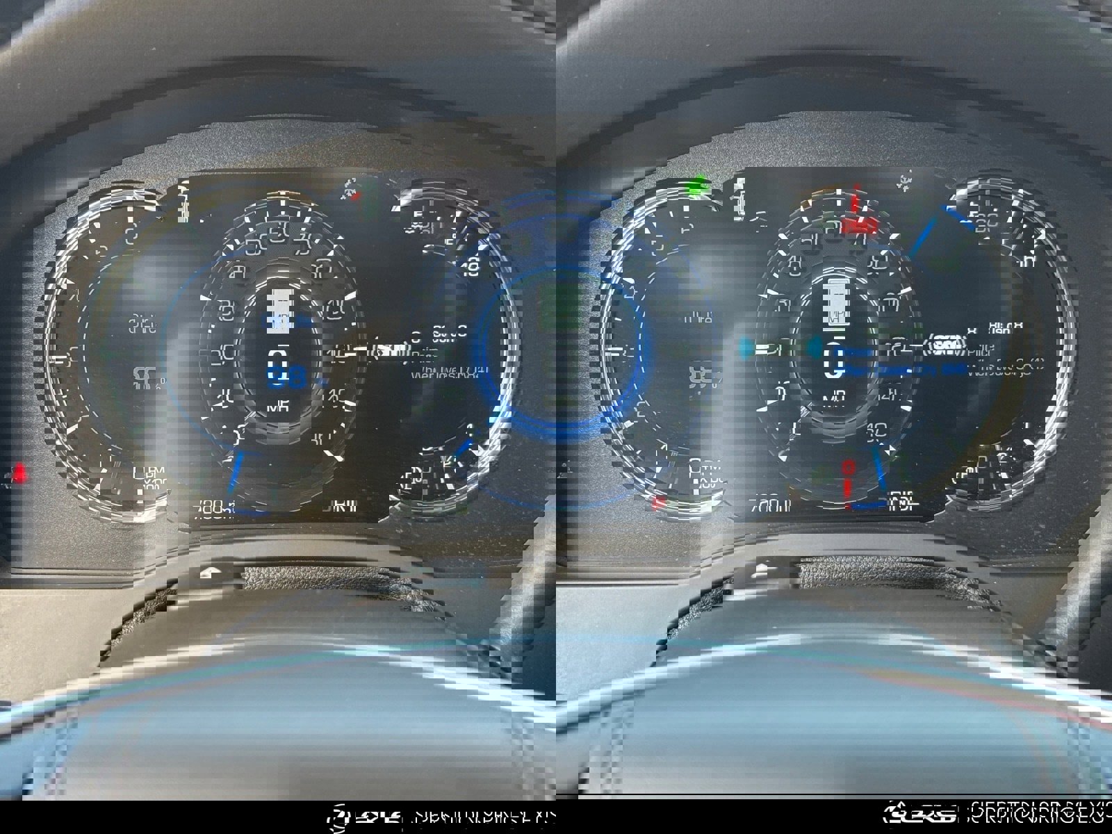 Used 2020 Cadillac Escalade ESV Platinum image 32