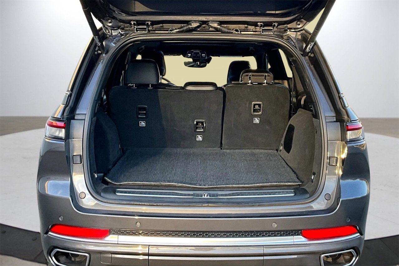 Certified 2025 Jeep Grand Cherokee Summit image 26