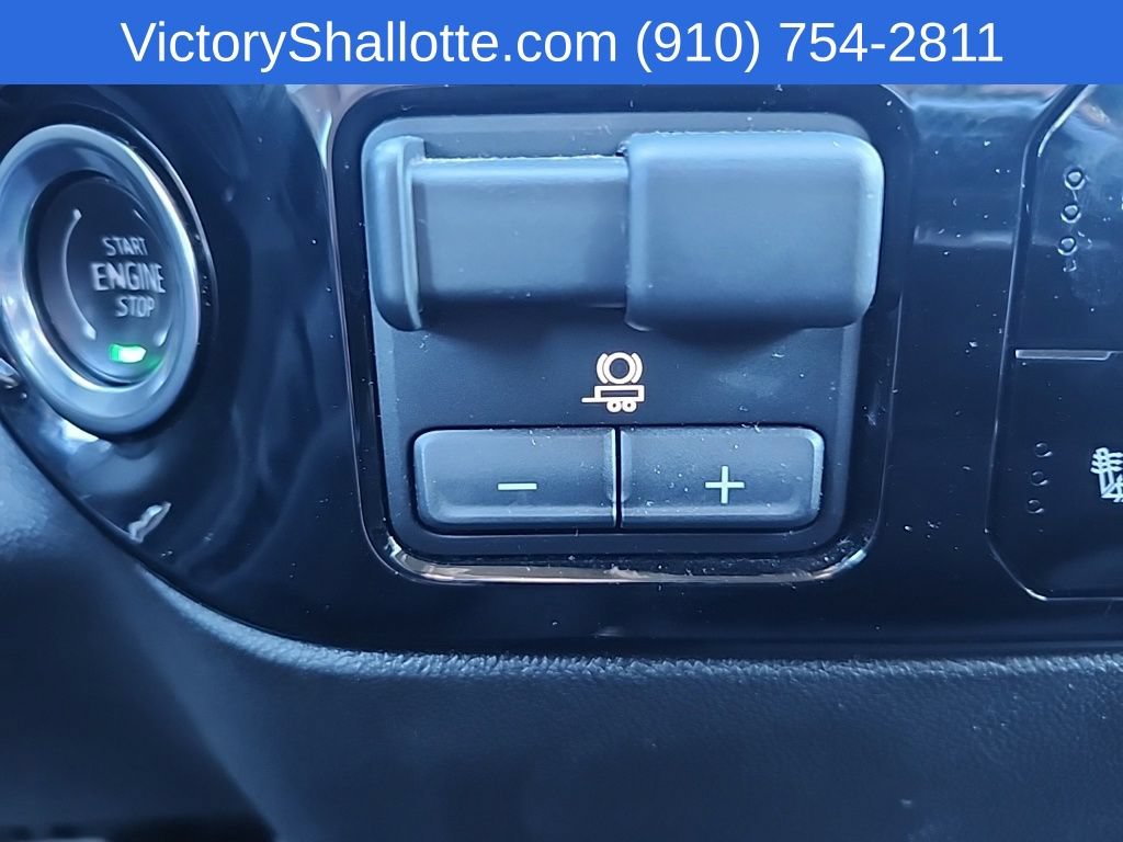 Used 2025 Chevrolet Silverado 1500 LT RWD image 8