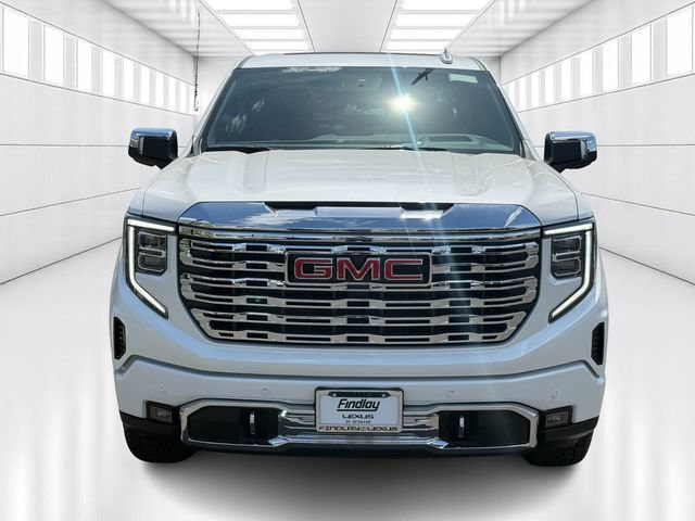 Used 2024 GMC Sierra 1500 Denali w/ Technology Package AWD/4WD image 2