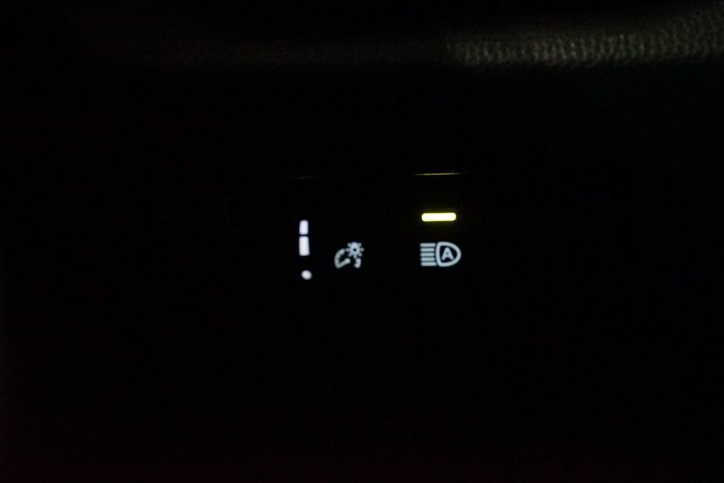 Certified 2024 Toyota RAV4 LE AWD/4WD image 23